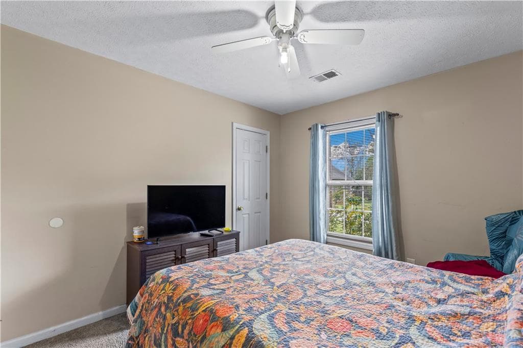 other under contract at 315 E Central Avenue, Griffin, GA 30223 — photo 6