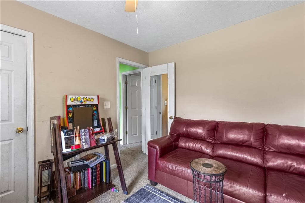 other under contract at 315 E Central Avenue, Griffin, GA 30223 — photo 8