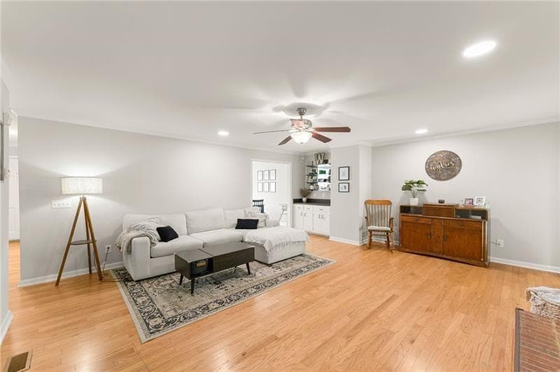 2 bedroom, 3 bathroom, 1,502 sq ft townhouse for sale at 161 Brighten Court 3, Marietta, GA 30064 — photo 10
