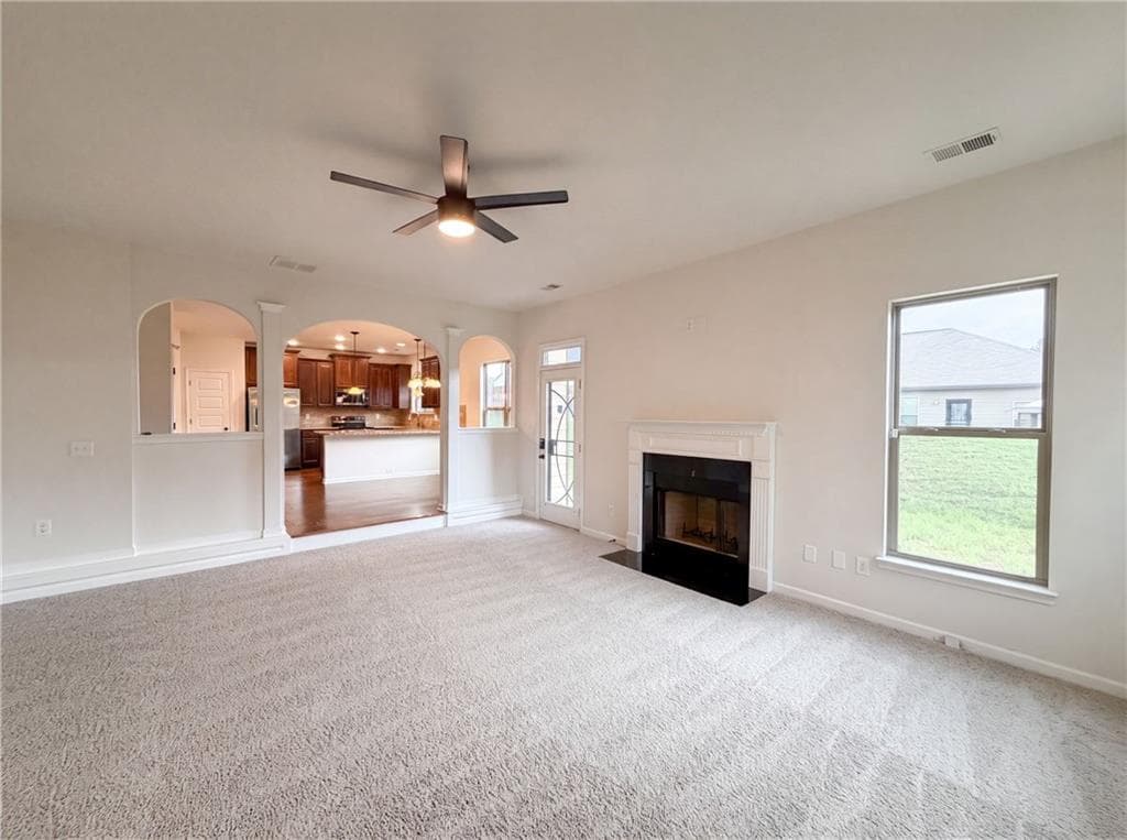 4 bedroom, 3 bathroom, 2,596 sq ft single family residence under contract at 85 Pulaski Place, Jonesboro, GA 30238 — photo 3