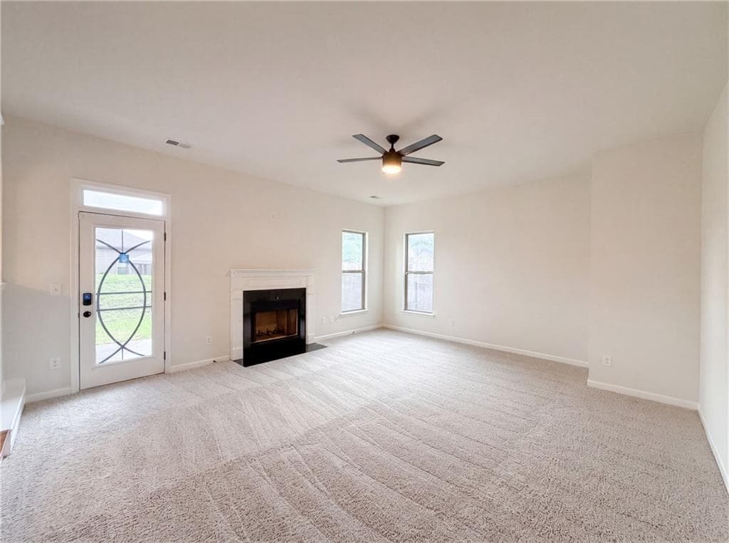 4 bedroom, 3 bathroom, 2,596 sq ft single family residence under contract at 85 Pulaski Place, Jonesboro, GA 30238 — photo 9