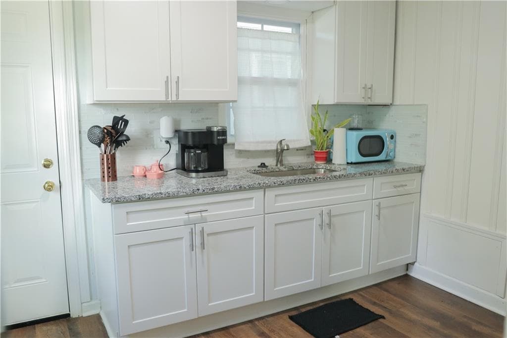 duplex for sale at 1430 Clermont Court, Atlanta, GA 30344 — photo 5