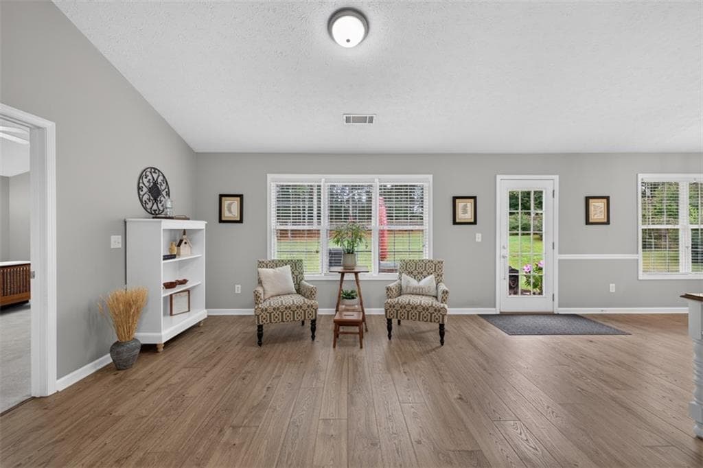3 bedroom, 2 bathroom, 2,622 sq ft single family residence for sale at 334 Annslee Circle, Loganville, GA 30052 — photo 5