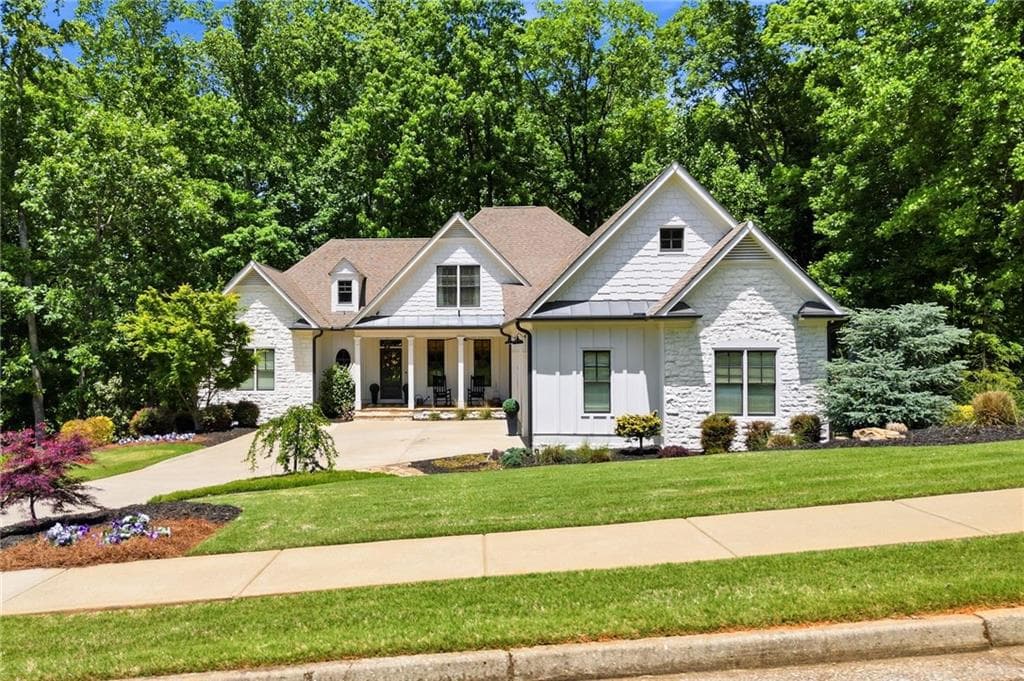 5 bedroom, 6 bathroom, 4,384 sq ft single family residence for sale at 214 Heritage Town Parkway, Canton, GA 30115 — photo 7