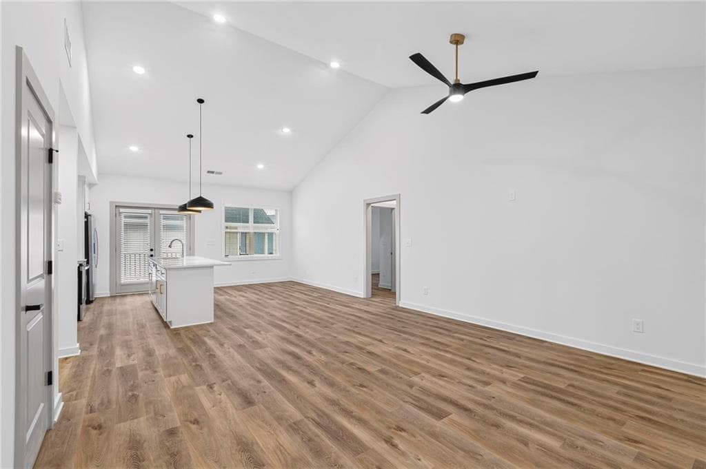 4 bedroom, 2 bathroom, 1,310 sq ft single family residence for rent at 122 Hilltop Drive, Atlanta, GA 30315 for $2,880 a month — photo 4