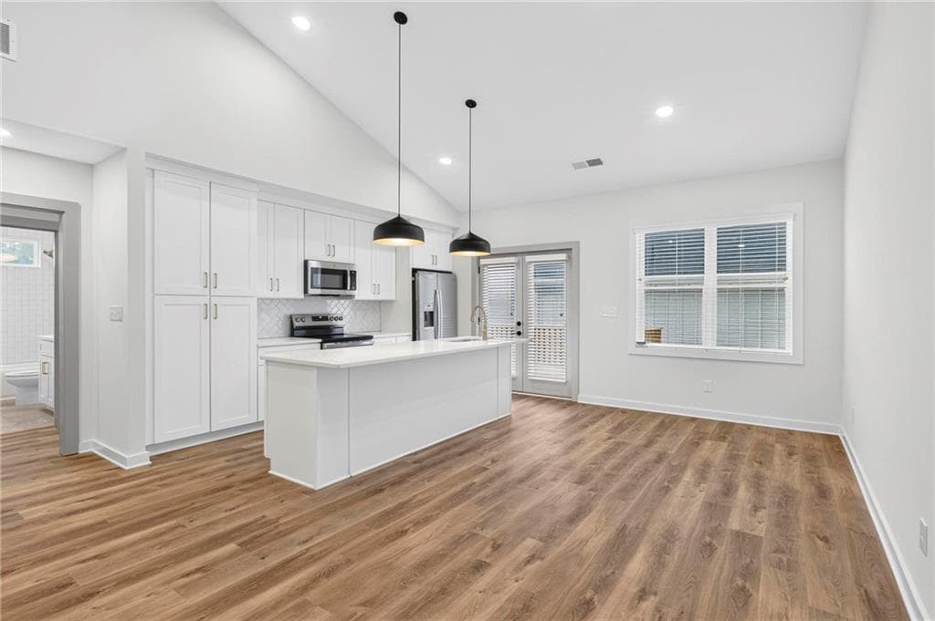 4 bedroom, 2 bathroom, 1,310 sq ft single family residence for rent at 122 Hilltop Drive, Atlanta, GA 30315 for $2,880 a month — photo 6