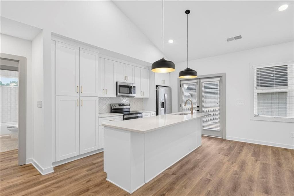 4 bedroom, 2 bathroom, 1,310 sq ft single family residence for rent at 122 Hilltop Drive, Atlanta, GA 30315 for $2,880 a month — photo 8