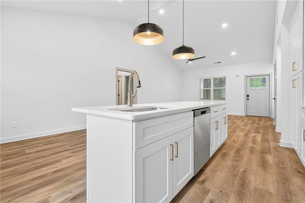 4 bedroom, 2 bathroom, 1,310 sq ft single family residence for rent at 122 Hilltop Drive, Atlanta, GA 30315 for $2,880 a month — photo 10