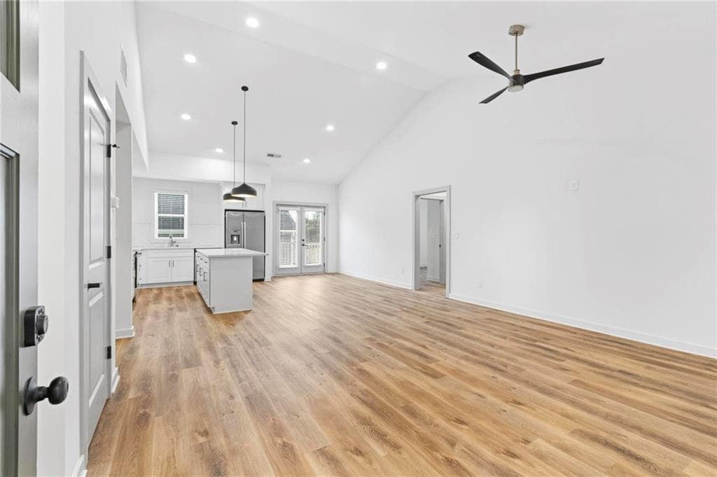 4 bedroom, 2 bathroom, 1,400 sq ft single family residence for rent at 128 Hilltop Drive, Atlanta, GA 30315 for $2,880 a month — photo 4
