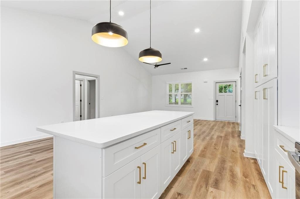 4 bedroom, 2 bathroom, 1,400 sq ft single family residence for rent at 128 Hilltop Drive, Atlanta, GA 30315 for $2,880 a month — photo 9