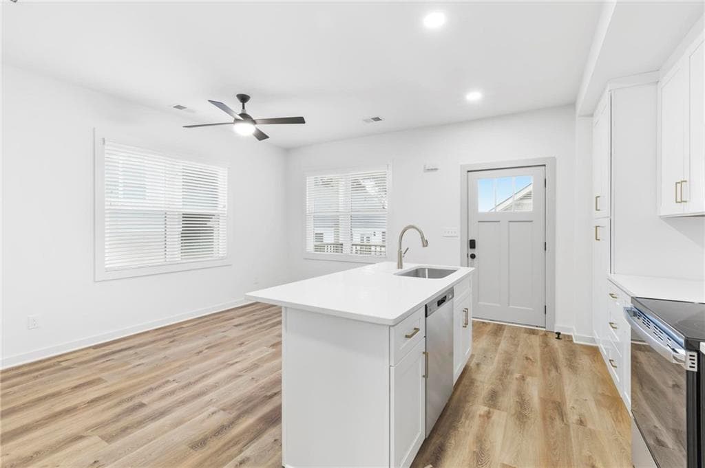 1 bedroom, 1 bathroom, 530 sq ft single family residence for rent at 128 Hilltop Drive A, Atlanta, GA 30315 for $1,800 a month — photo 9
