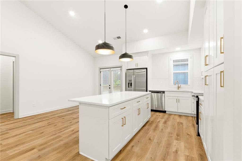 4 bedroom, 2 bathroom, 1,310 sq ft single family residence for rent at 129 Hilltop Drive, Atlanta, GA 30315 for $2,880 a month — photo 6
