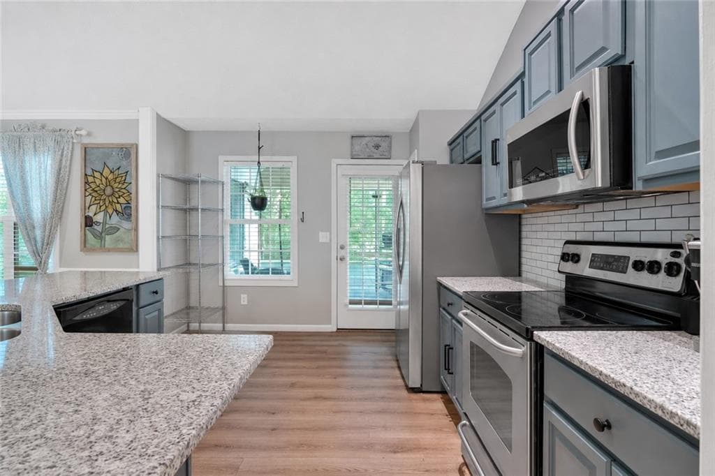 4 bedroom, 3 bathroom, 2,700 sq ft single family residence for sale at 51 Meadow Spring Court, Temple, GA 30179 — photo 3