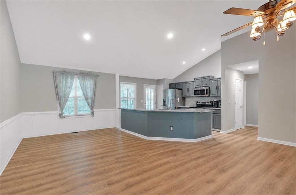 4 bedroom, 3 bathroom, 2,700 sq ft single family residence for sale at 51 Meadow Spring Court, Temple, GA 30179 — photo 4