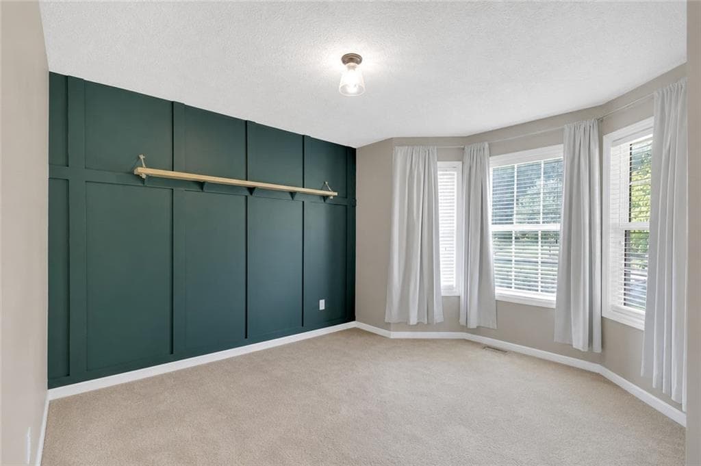4 bedroom, 3 bathroom, 2,700 sq ft single family residence for sale at 51 Meadow Spring Court, Temple, GA 30179 — photo 6