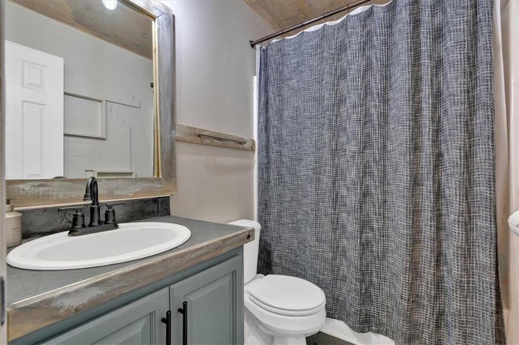 4 bedroom, 3 bathroom, 2,700 sq ft single family residence for sale at 51 Meadow Spring Court, Temple, GA 30179 — photo 8