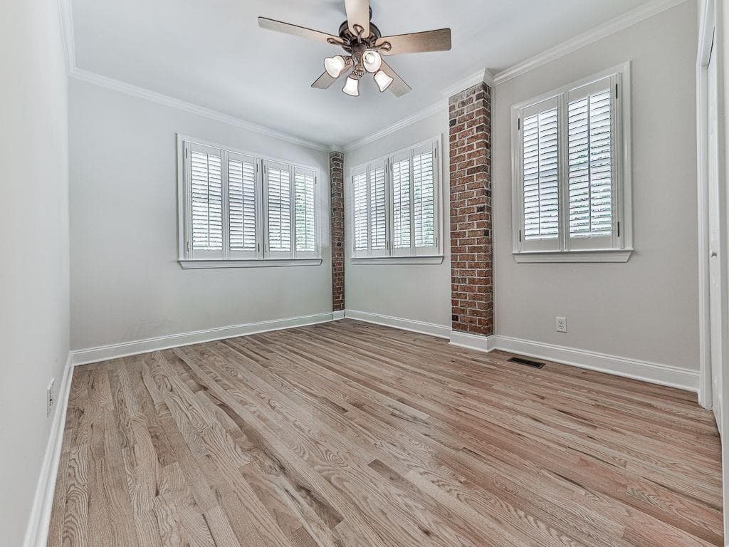 5 bedroom, 5 bathroom, 6,377 sq ft single family residence under contract at 5037 Towne Lake Hills North, Woodstock, GA 30189 — photo 10