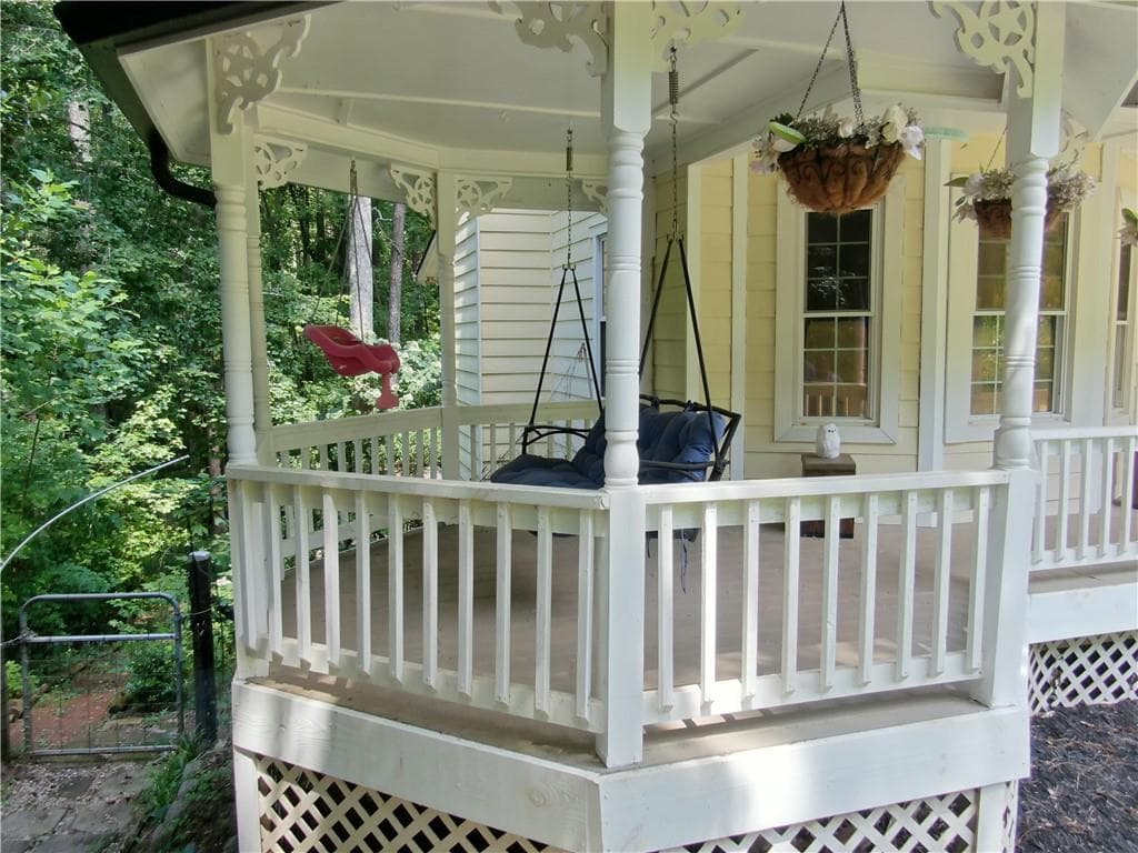 4 bedroom, 5 bathroom, 2,864 sq ft single family residence under contract at 3155 Laura Lane, Douglasville, GA 30135 — photo 5