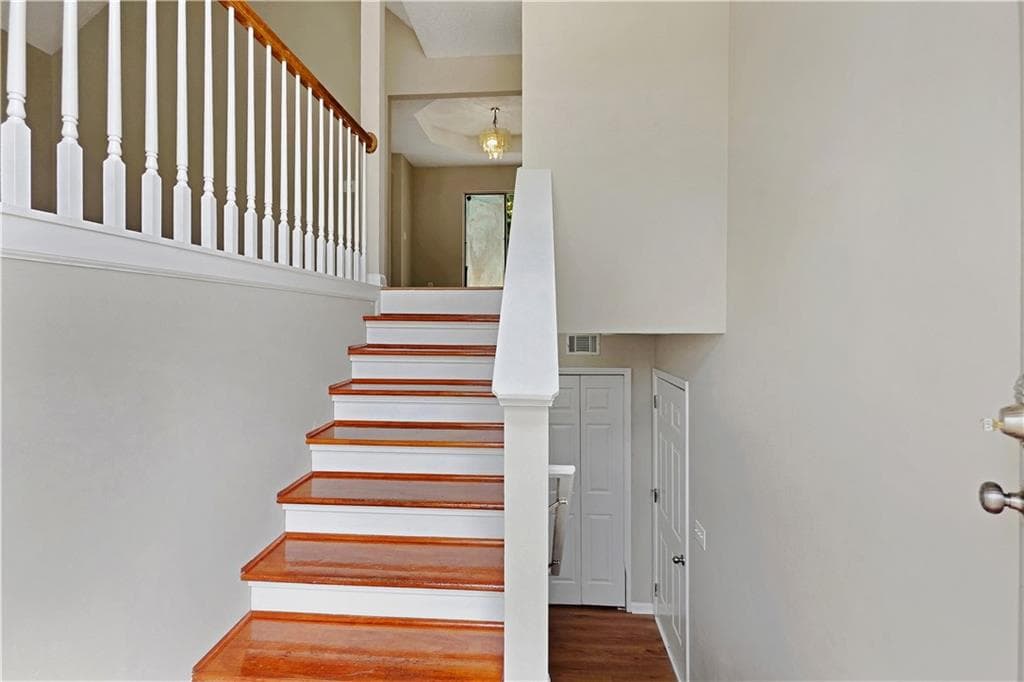 4 bedroom, 3 bathroom, 1,750 sq ft single family residence for rent at 3006 Mistymorn Trace, Powder Springs, GA 30127 for $2,000 a month — photo 4