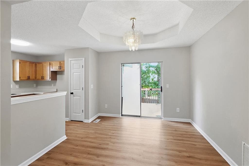 4 bedroom, 3 bathroom, 1,750 sq ft single family residence for rent at 3006 Mistymorn Trace, Powder Springs, GA 30127 for $2,000 a month — photo 8