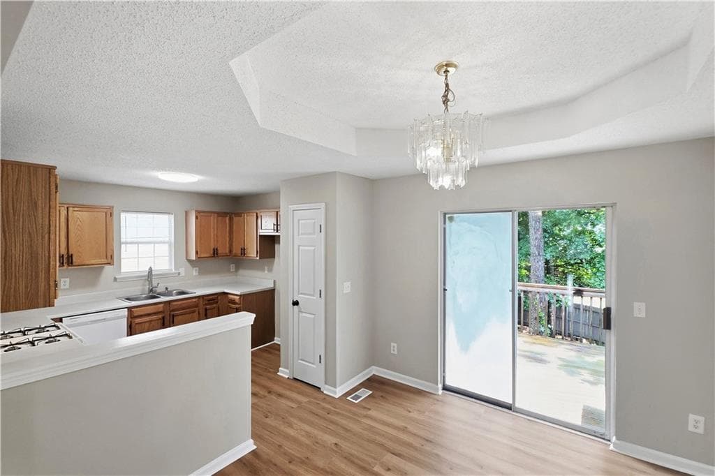 4 bedroom, 3 bathroom, 1,750 sq ft single family residence for rent at 3006 Mistymorn Trace, Powder Springs, GA 30127 for $2,000 a month — photo 10