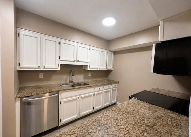 2 bedroom, 2 bathroom, 1,580 sq ft condominium for sale at 831 Lake Hollow Boulevard, Marietta, GA 30064 — photo 3