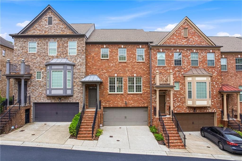 4 bedroom, 4 bathroom, 2,536 sq ft townhouse for sale at 1038 Willow Field Lane 17, Marietta, GA 30067