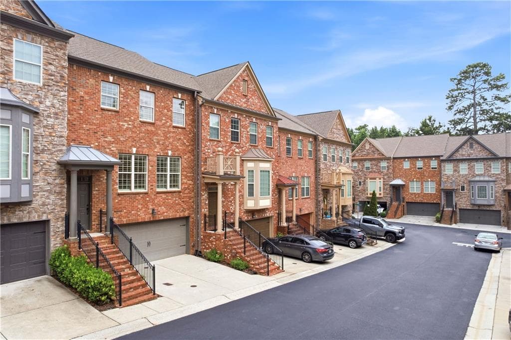 4 bedroom, 4 bathroom, 2,536 sq ft townhouse for sale at 1038 Willow Field Lane 17, Marietta, GA 30067 — photo 3