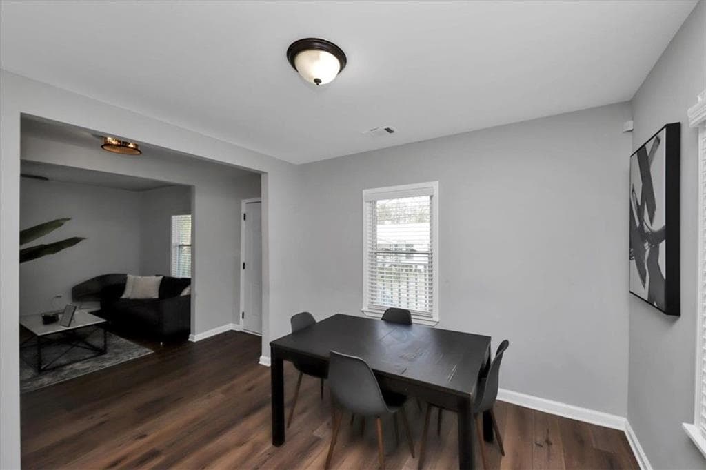 3 bedroom, 2 bathroom, 1,120 sq ft single family residence for sale at 984 Camilla Street, Atlanta, GA 30314 — photo 8