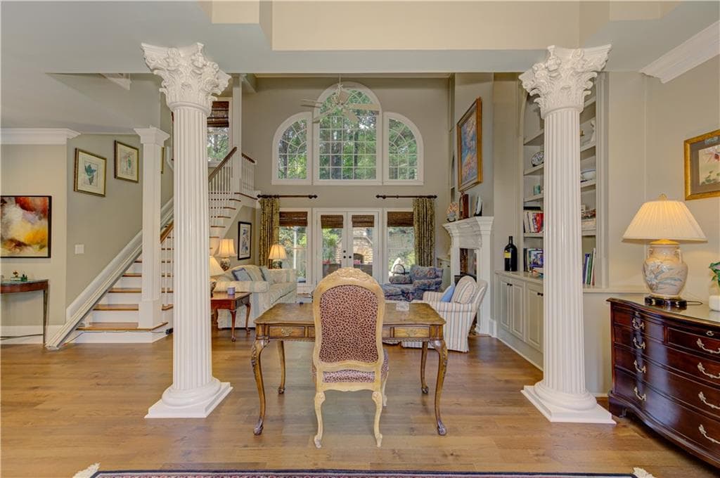4 bedroom, 4 bathroom, 3,512 sq ft single family residence for sale at 650 River Falls Court, Roswell, GA 30076 — photo 8