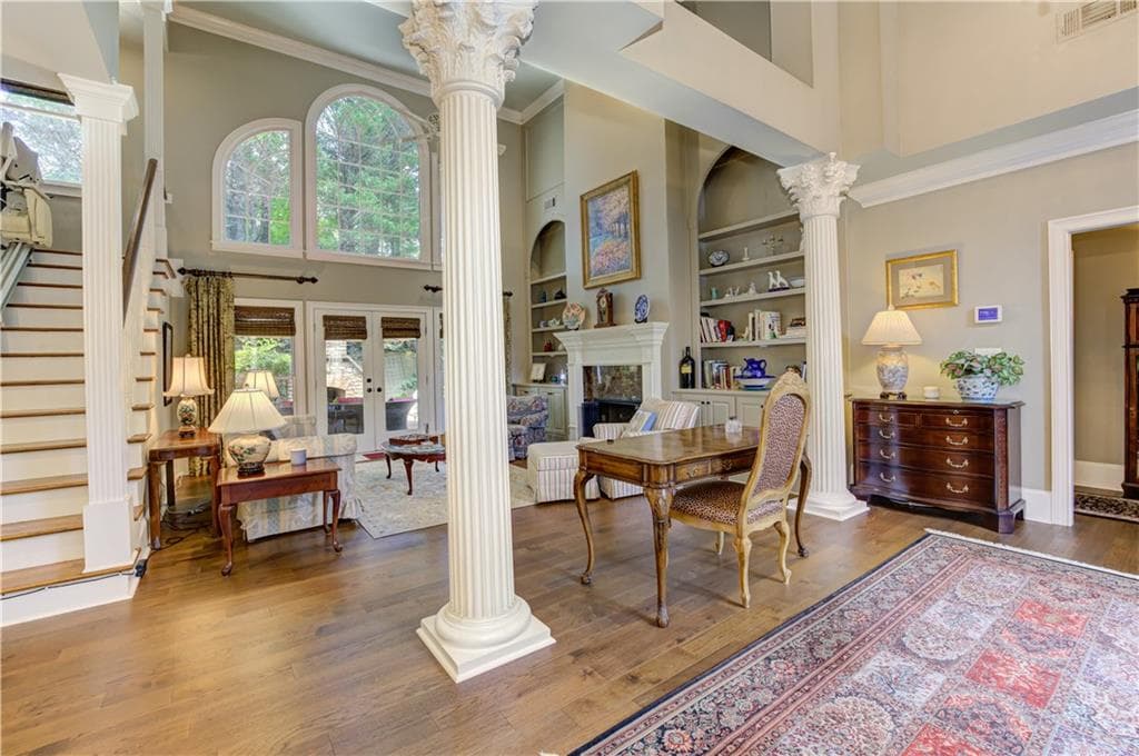 4 bedroom, 4 bathroom, 3,512 sq ft single family residence for sale at 650 River Falls Court, Roswell, GA 30076 — photo 9