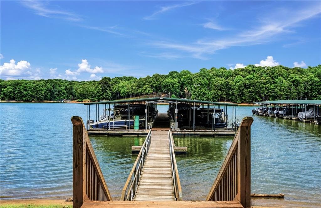 5 bedroom, 4 bathroom, 3,158 sq ft single family residence for sale at 5455 Fishermans Cove, Gainesville, GA 30506 — photo 2