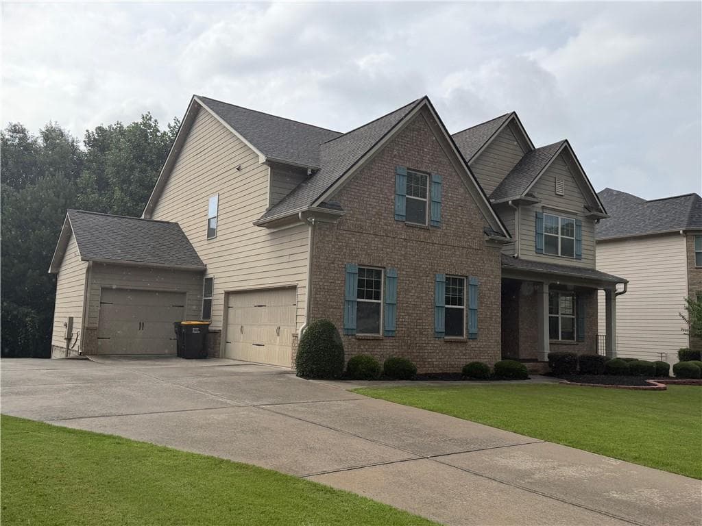 6 bedroom, 4 bathroom, 3,272 sq ft single family residence for rent at 325 Cranbrooke Circle, Suwanee, GA 30024 for $3,600 a month — photo 2