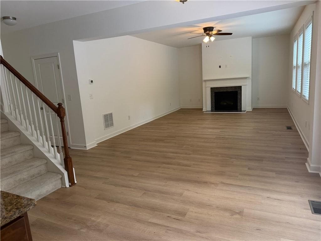 6 bedroom, 4 bathroom, 3,272 sq ft single family residence for rent at 325 Cranbrooke Circle, Suwanee, GA 30024 for $3,600 a month — photo 8