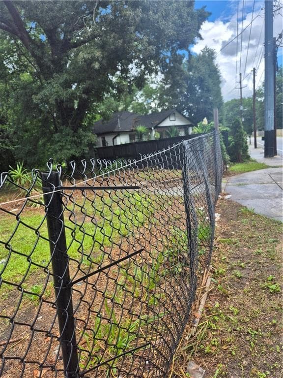 single family residence for sale at 1220 Bolton Road, Atlanta, GA 30331 — photo 4
