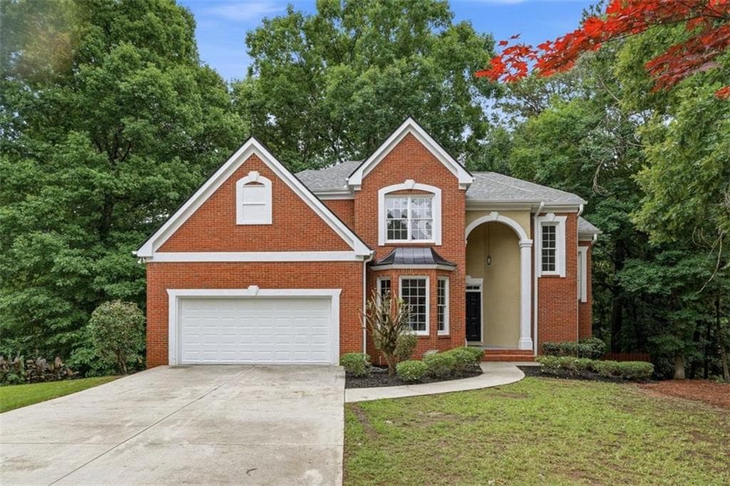 5 bedroom, 4 bathroom, 3,489 sq ft single family residence under contract at 6018 Vicksburg Court, Conyers, GA 30094 — photo 2