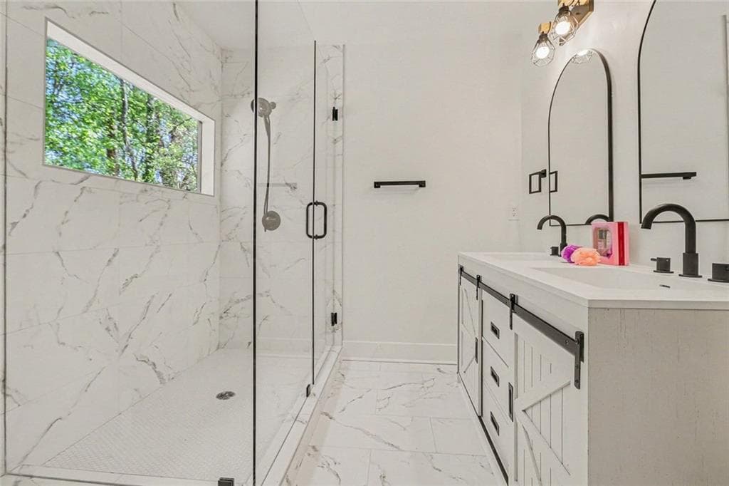 3 bedroom, 2 bathroom, 1,330 sq ft single family residence for sale at 1680 Fairbanks Street, Atlanta, GA 30310 — photo 8