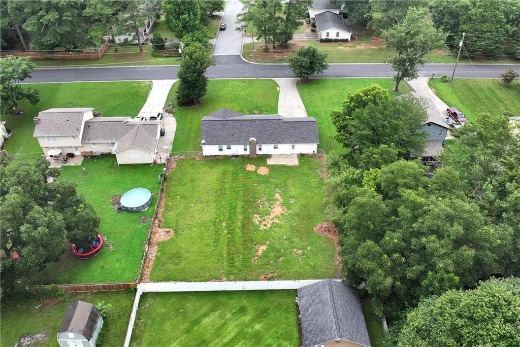 3 bedroom, 2 bathroom, 1,396 sq ft single family residence for sale at 649 Oakland Way, Lawrenceville, GA 30044 — photo 4