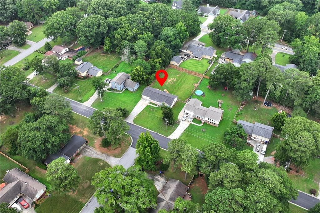 3 bedroom, 2 bathroom, 1,396 sq ft single family residence for sale at 649 Oakland Way, Lawrenceville, GA 30044 — photo 8