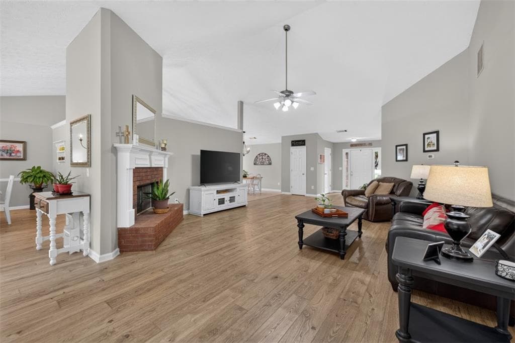 3 bedroom, 2 bathroom, 2,622 sq ft single family residence for sale at 334 Annslee Circle, Loganville, GA 30052 — photo 10