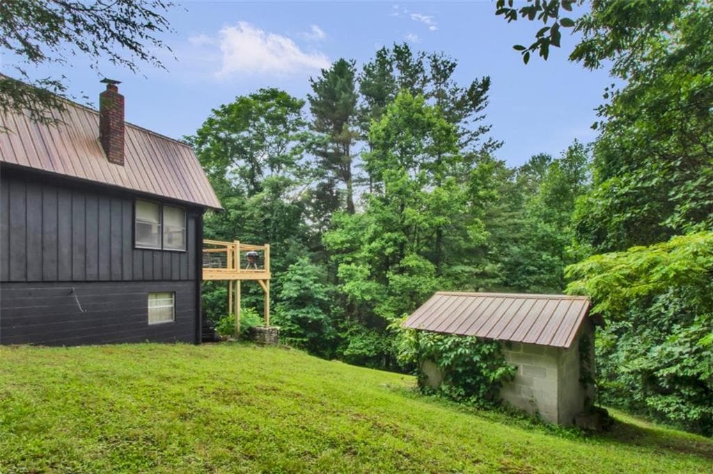 2 bedroom, 2 bathroom, 1,044 sq ft single family residence under contract at 265 Holly Hill Road, Suches, GA 30572 — photo 7