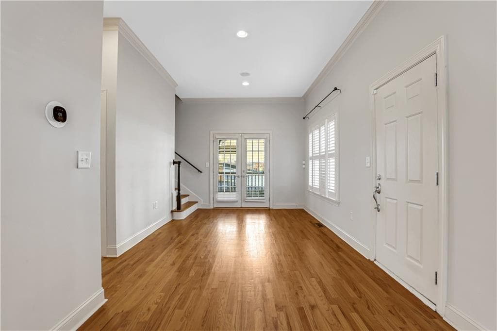 3 bedroom, 4 bathroom, 2,116 sq ft townhouse for sale at 225 Carlyle Park Drive, Atlanta, GA 30307 — photo 3