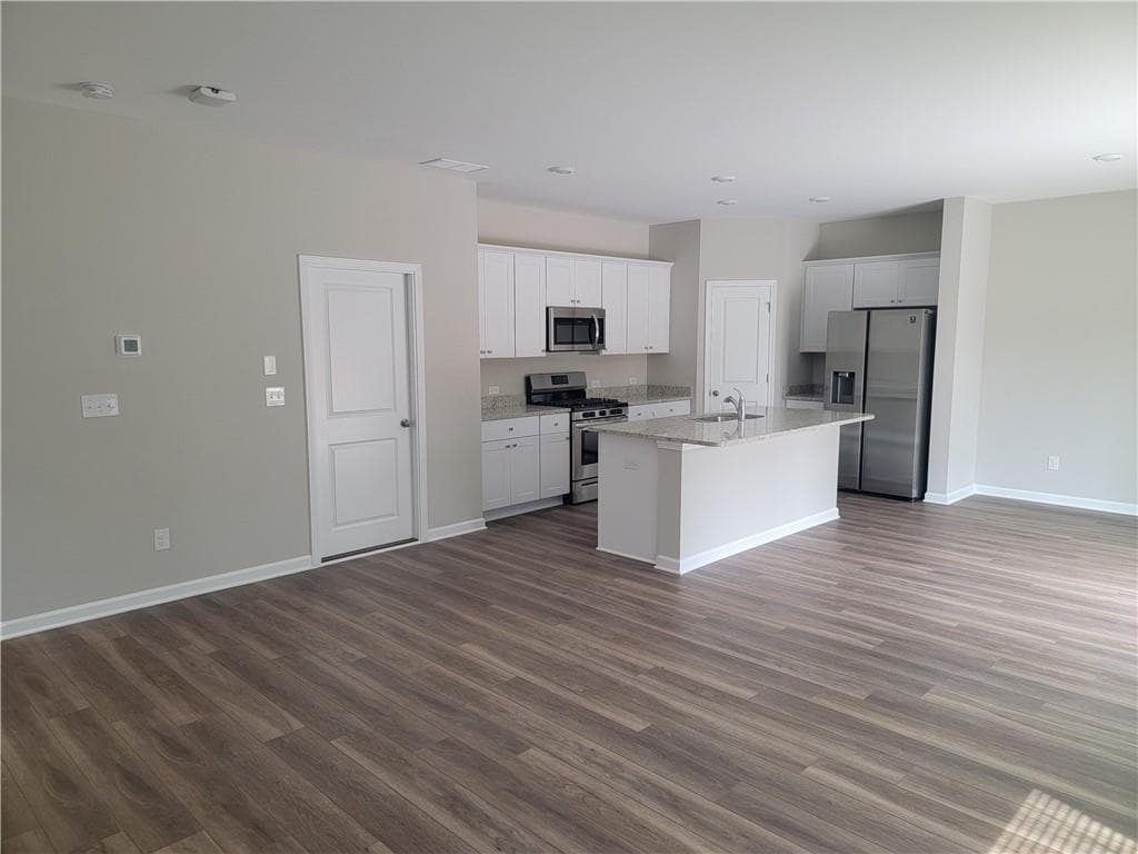 4 bedroom, 3 bathroom, 2,178 sq ft single family residence for rent at 4217 Waxwing Street, Hoschton, GA 30548 for $2,200 a month — photo 6
