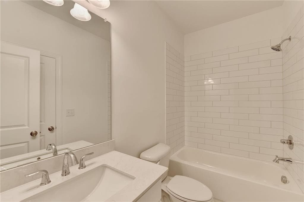 3 bedroom, 4 bathroom, 2,000 sq ft townhouse for sale at 603 Millcroft Boulevard, Buford, GA 30518 — photo 7