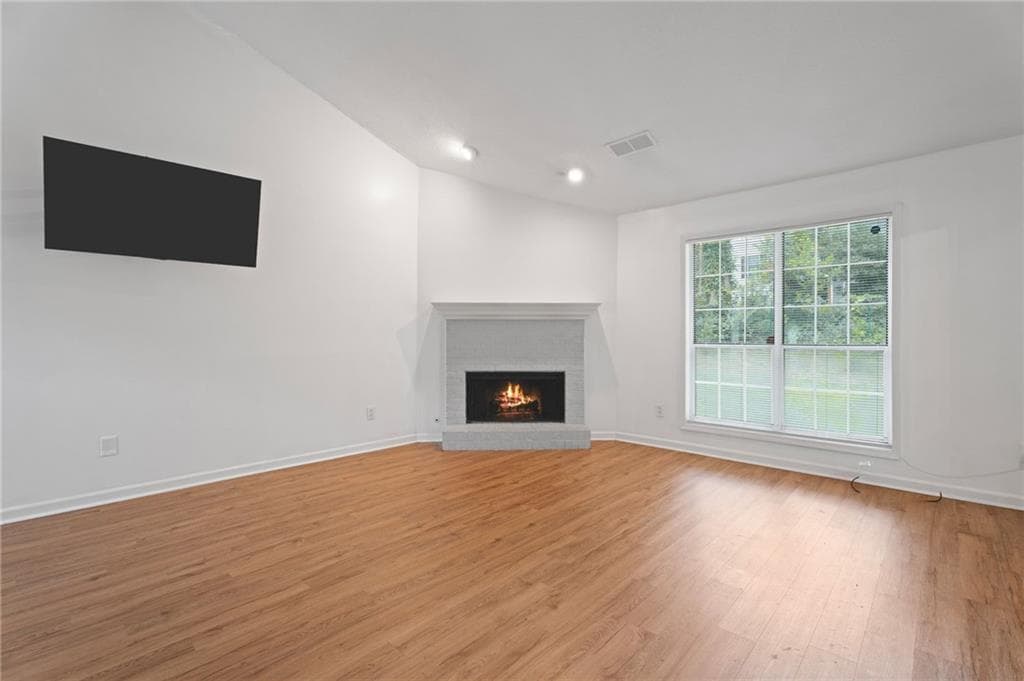 3 bedroom, 2 bathroom, 1,643 sq ft single family residence for sale at 7745 Antebellum Lane, Riverdale, GA 30274 — photo 7