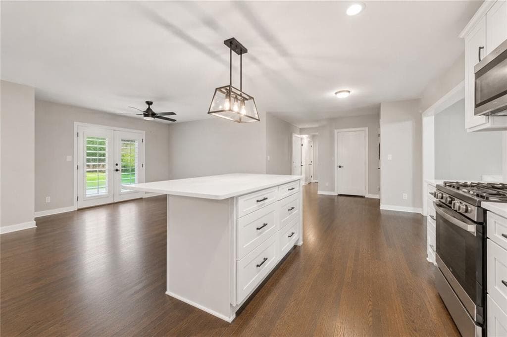3 bedroom, 2 bathroom, 1,385 sq ft single family residence for sale at 1507 Lively Ridge Road, Atlanta, GA 30329 — photo 7