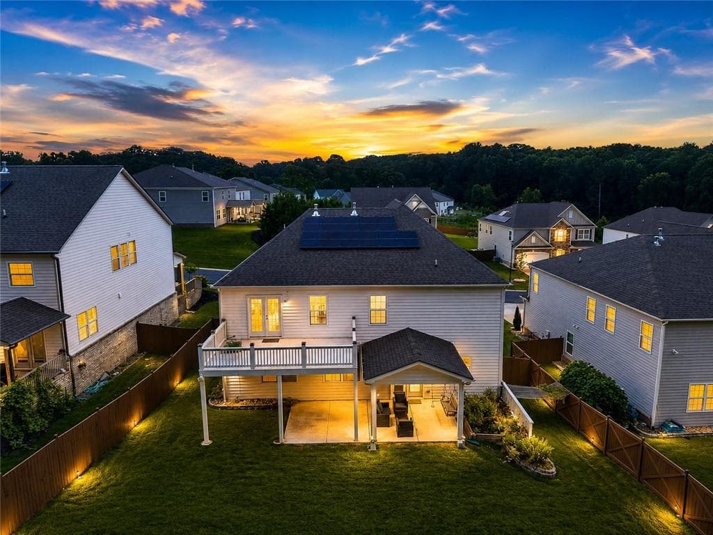 5 bedroom, 4 bathroom, 3,332 sq ft single family residence under contract at 5345 Loring Street, Cumming, GA 30040 — photo 4