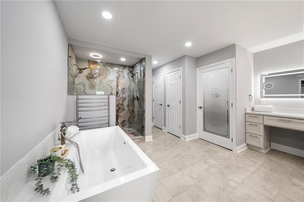 4 bedroom, 5 bathroom, 4,247 sq ft single family residence for sale at 9058 Woodlake Lane, Villa Rica, GA 30180 — photo 4