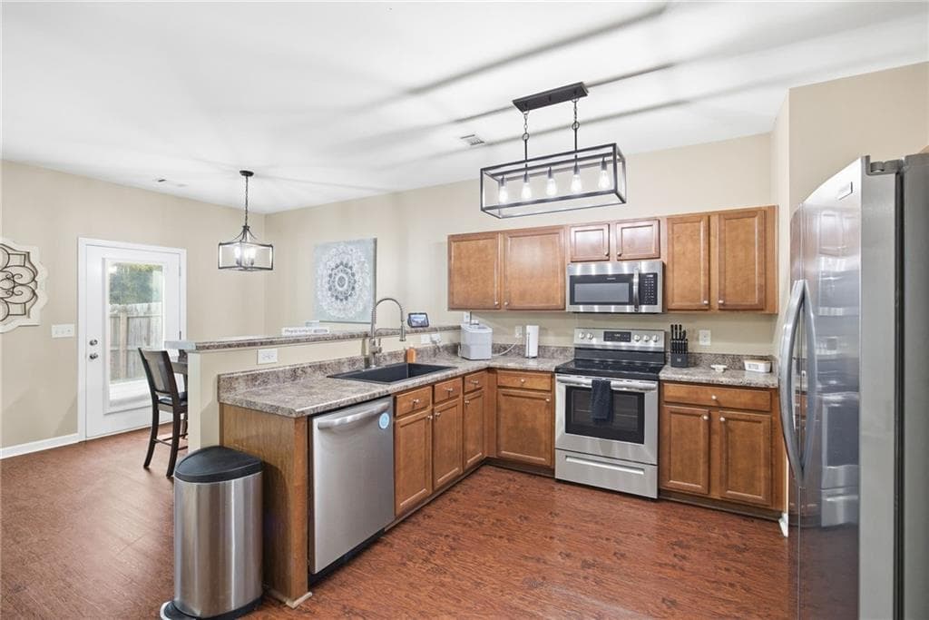 3 bedroom, 3 bathroom, 1,540 sq ft townhouse under contract at 536 Oakside Place, Acworth, GA 30102 — photo 8