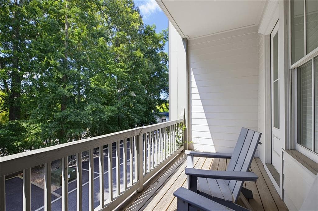 2 bedroom, 3 bathroom, 1,264 sq ft townhouse for sale at 230 Colebrook Street, Atlanta, GA 30307 — photo 9